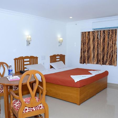 Princess Residency Nedumbassery Chambre photo