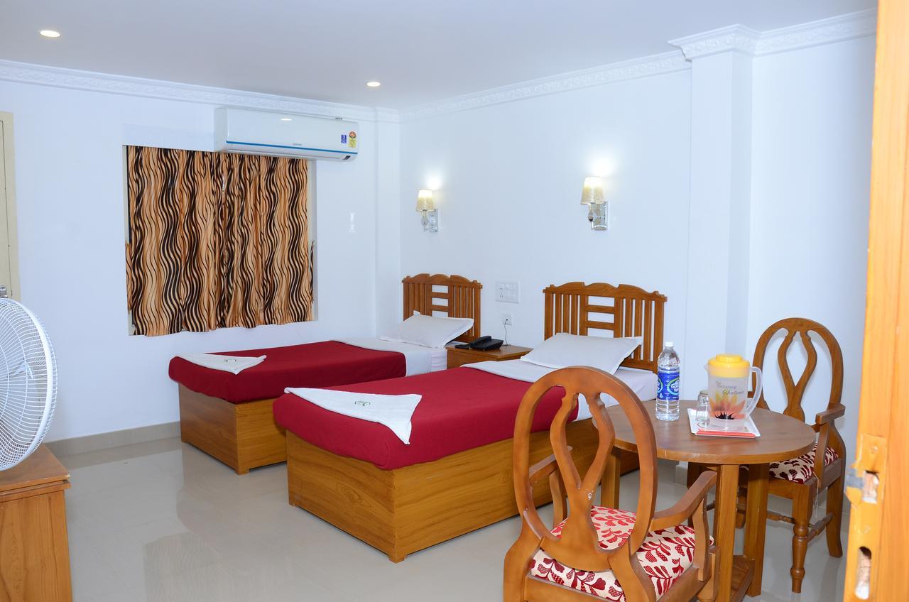 Princess Residency Nedumbassery Extérieur photo